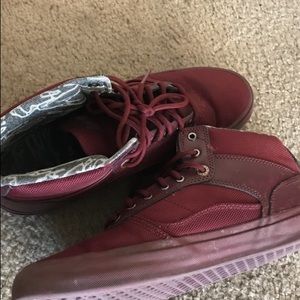 vans mid cut shoes